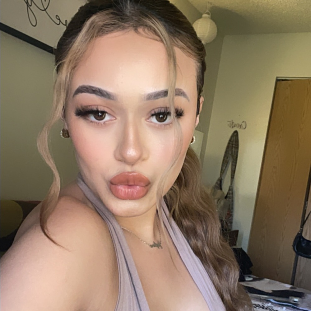 Meet your Posher, Jaylene